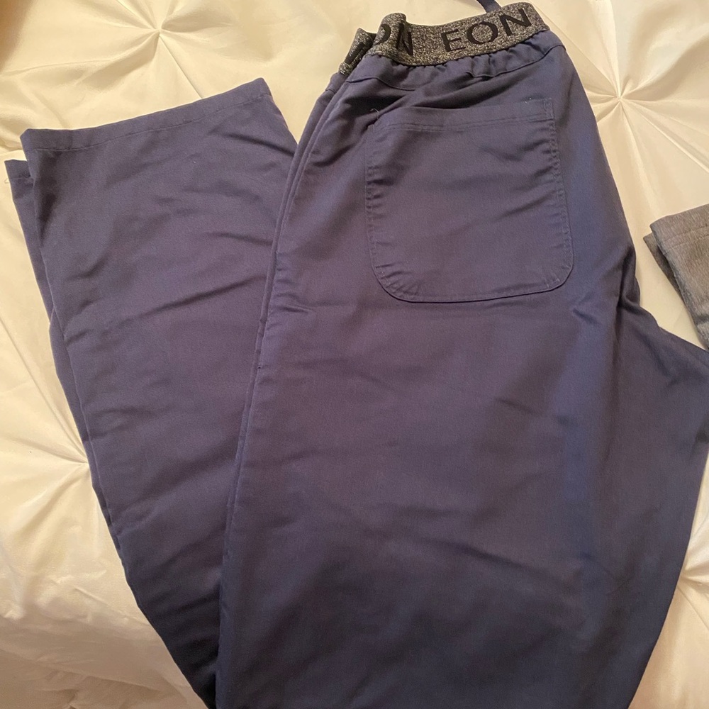 Scrubs bundle
